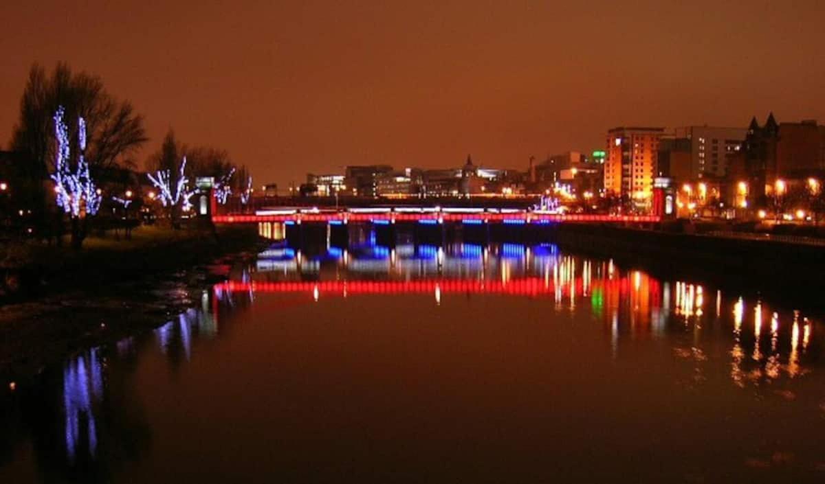 Glasgow City Centre G1 Penthouse With Riverviews - Duplex Extérieur photo